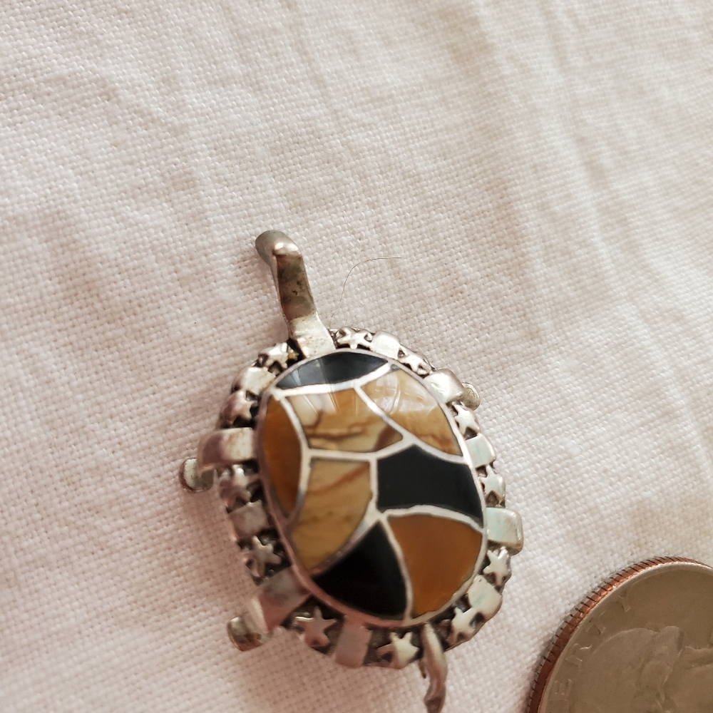 Turtle pin - Picture 2 of 3